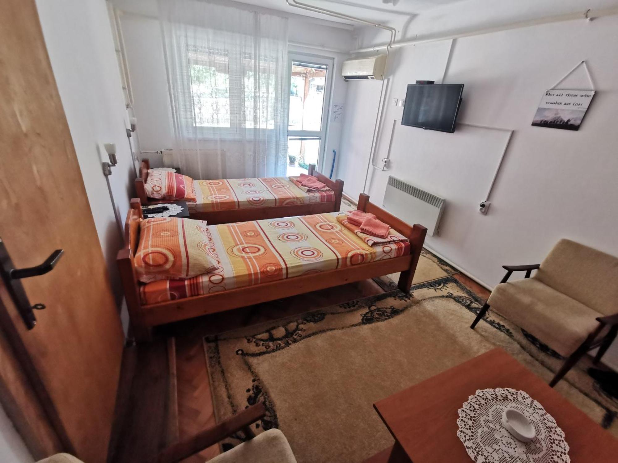 Apartments Domacinstvo Nikolic วาลเยโว ภายนอก รูปภาพ