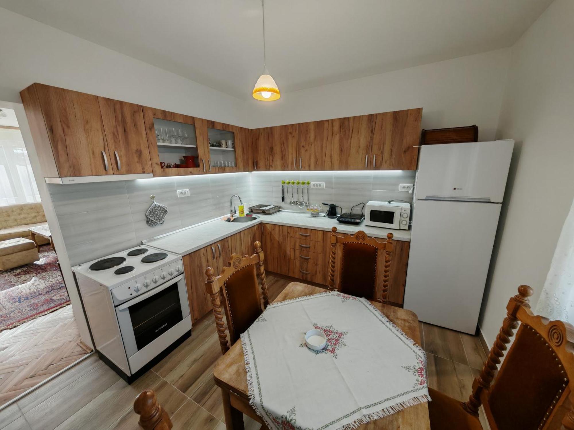 Apartments Domacinstvo Nikolic วาลเยโว ภายนอก รูปภาพ