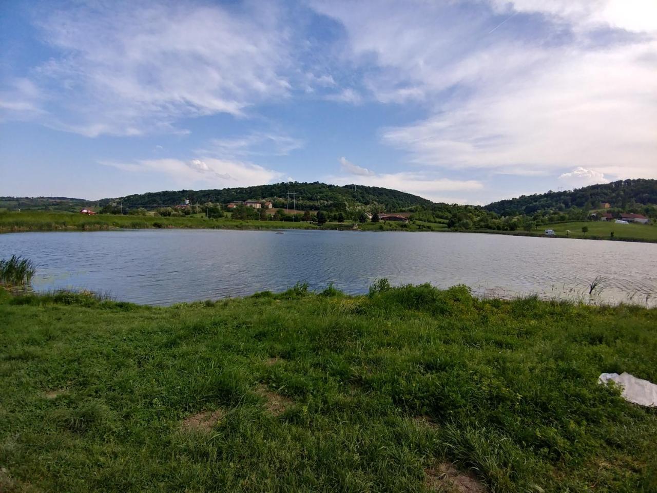 Apartments Domacinstvo Nikolic วาลเยโว ภายนอก รูปภาพ